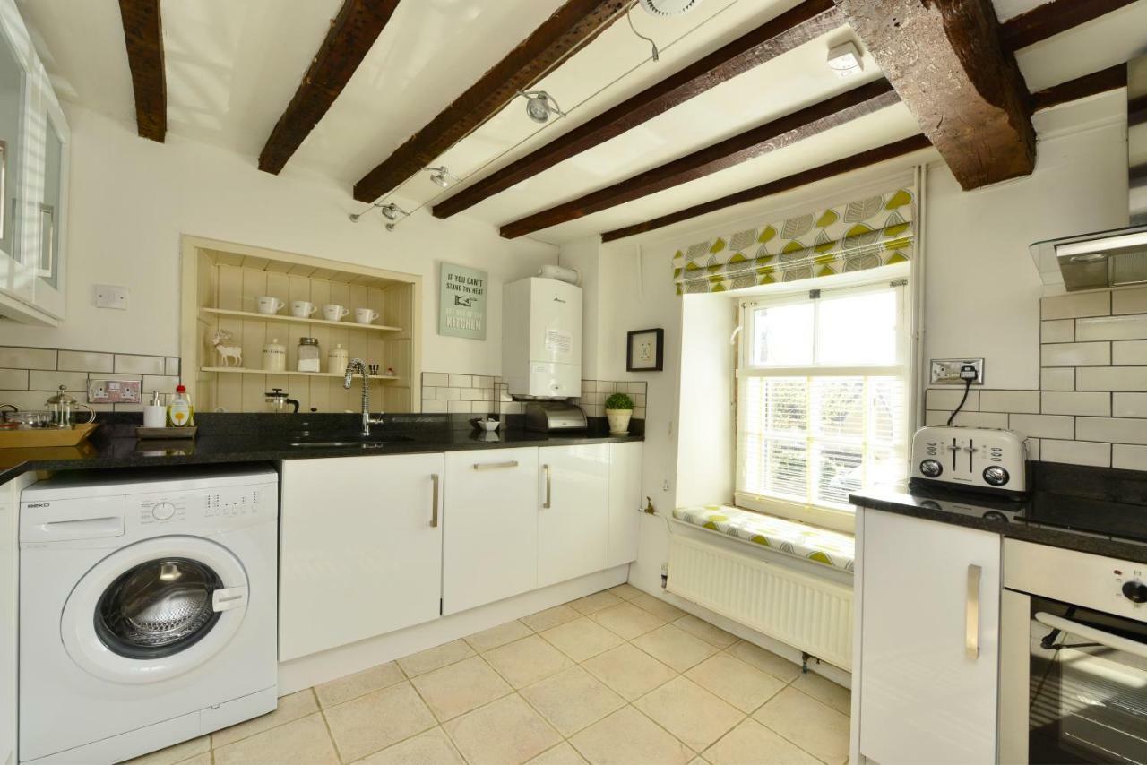 Kemble Cottage Bradford-On-Avon ภายนอก รูปภาพ